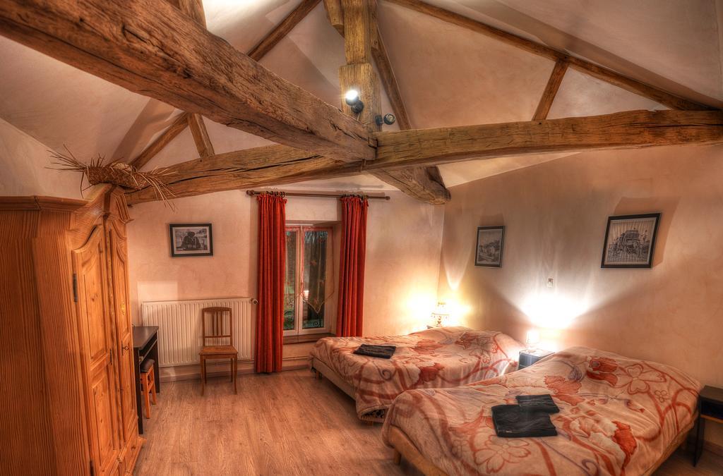 La Ferme Des 3 Suissesses Panzió Saint-Paul  Szoba fotó