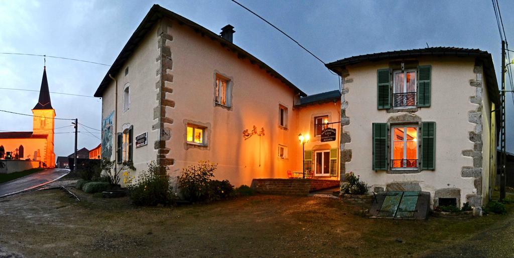 La Ferme Des 3 Suissesses Panzió Saint-Paul  Kültér fotó