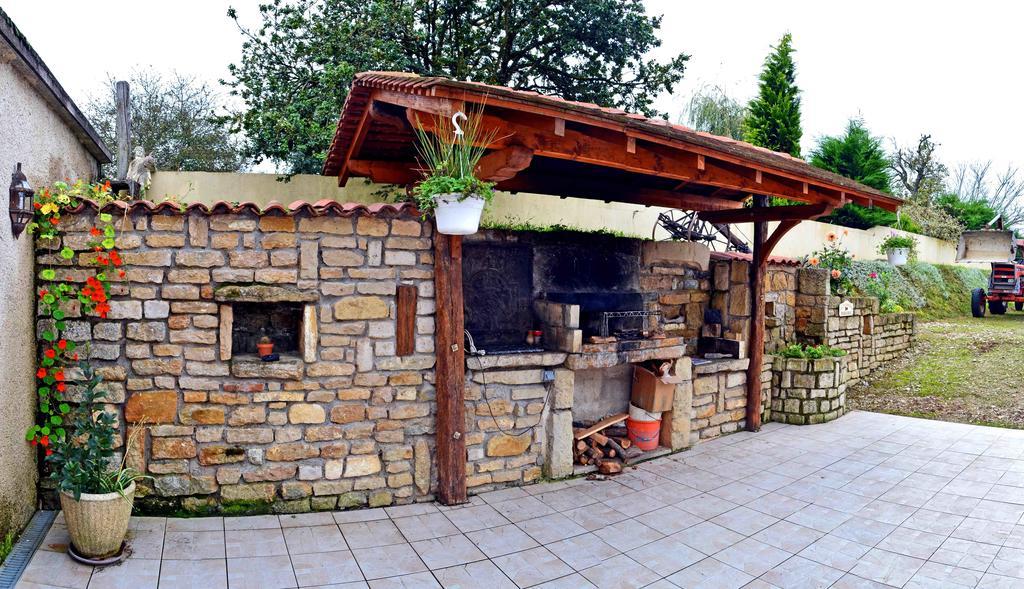 La Ferme Des 3 Suissesses Panzió Saint-Paul  Kültér fotó