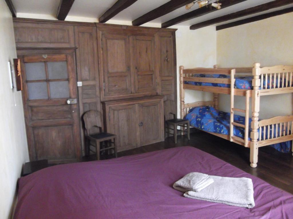 La Ferme Des 3 Suissesses Panzió Saint-Paul  Szoba fotó