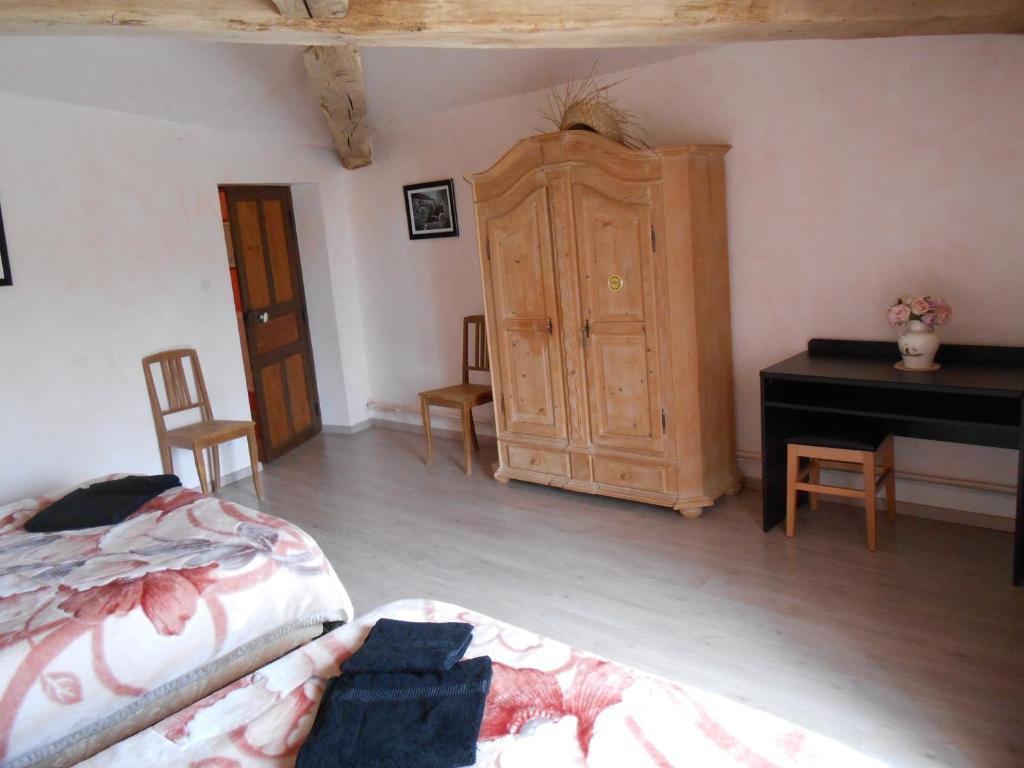 La Ferme Des 3 Suissesses Panzió Saint-Paul  Szoba fotó